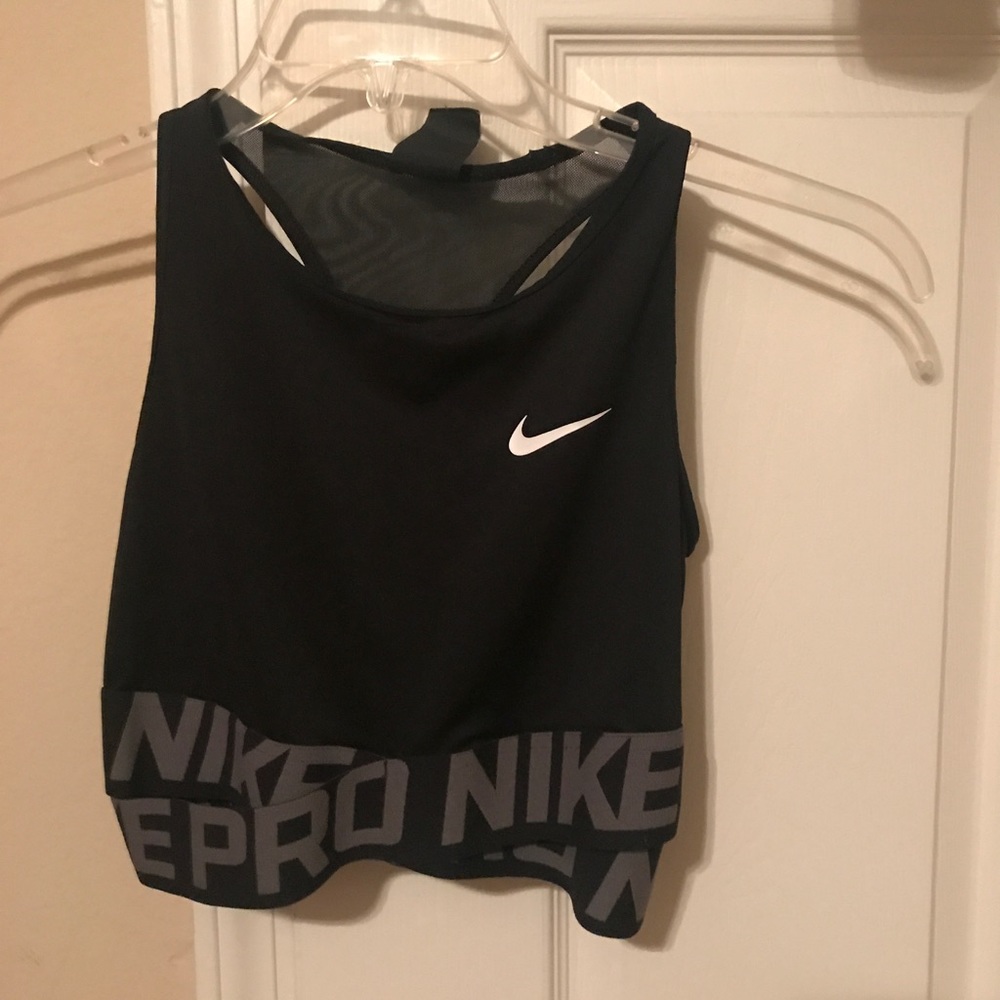 Nike Pro Crop Sports Bra